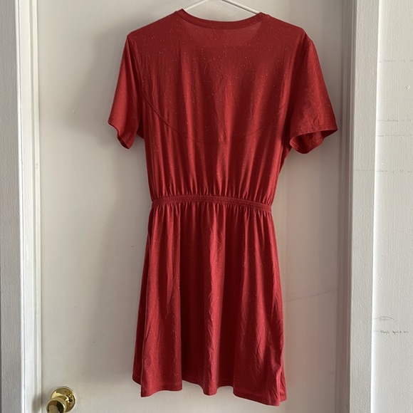 NWOT Lululemon twist front dress - Picture 7 of 8